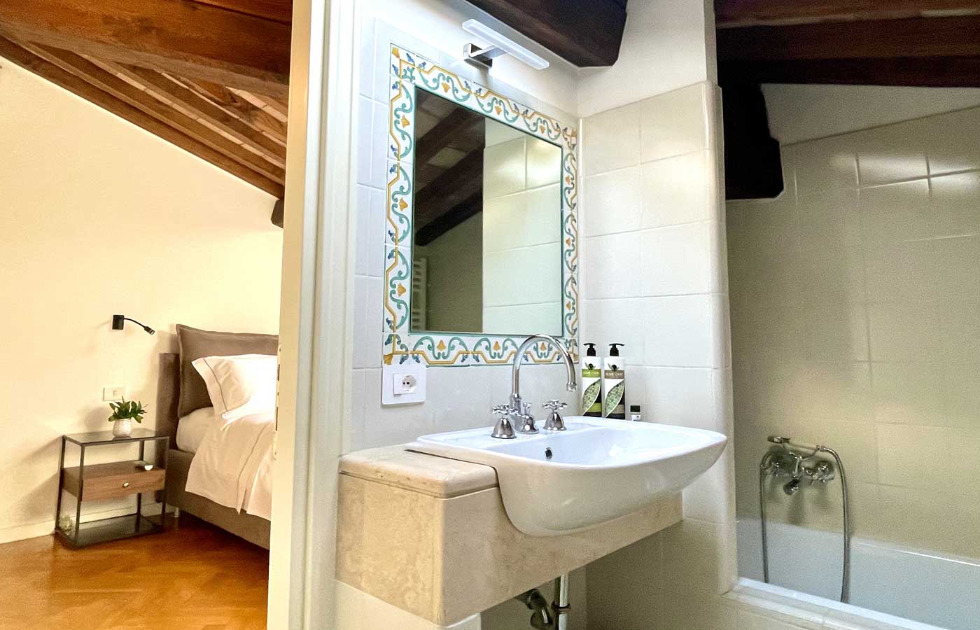 Camera da Letto e Bagno Residenza Zaccone